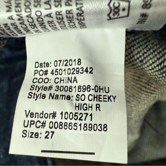 William Rast So Cheeky Blue Straight Jeans with Natural Fading Junior Size 27 - Picture 7 of 7